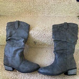 New, never worn knee high boots.